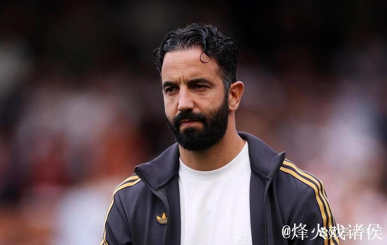 曼联主教练阿莫林因公开批评俱乐部被解职